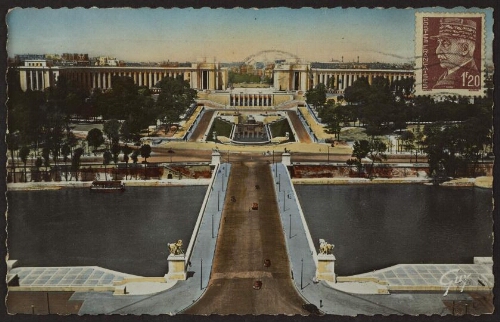 Le pont d'Iéna et les jardins du palais de Chaillot 