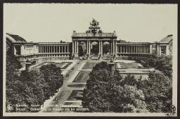 Bruxelles. Arcade et musées du Cinquentenaire. Brussel. Gedenkutog en museum van het Jubelpark 