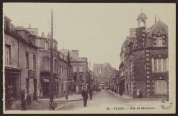 Flers. - Rue de Domfront 