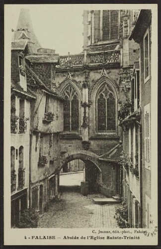 Falaise - Abside de l'église Sainte-Trinité 