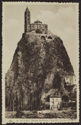 Le Puy - Rocher St-Michel l'Aiguilhe (hauteur 95 m)