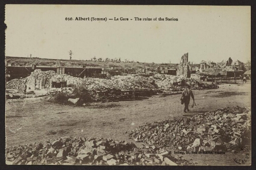 Albert (Somme) - La gare - The ruins of the station 