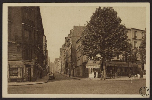 Paris - Avenue Daumesnil angle de la rue de Fécamp