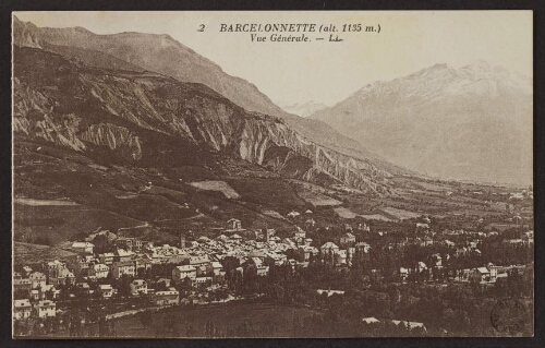 Barcelonnette (altitude 1135 mètres) Vue générale. - LL