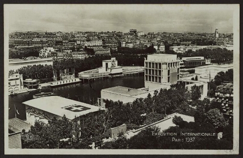Exposition internationale Paris 1937. 182. Vue d'ensemble prise de la Tour Eiffel 