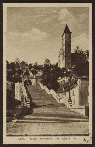 Auch. - Escalier monumental : 232 marches (1864) 