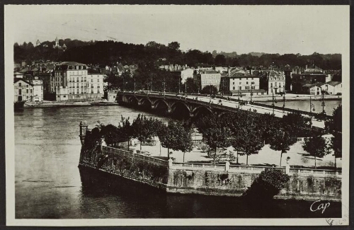 Bayonne - Le Réduit et le pont Saint-Esprit 