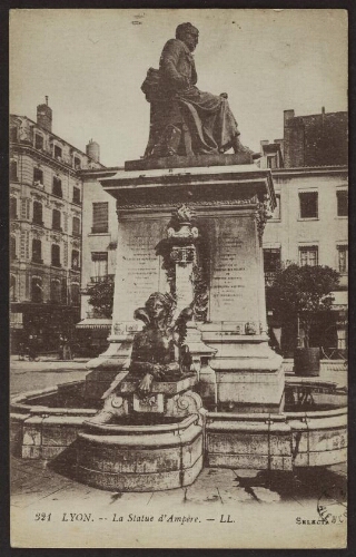 Lyon. - La statue d'Ampère. - LL 